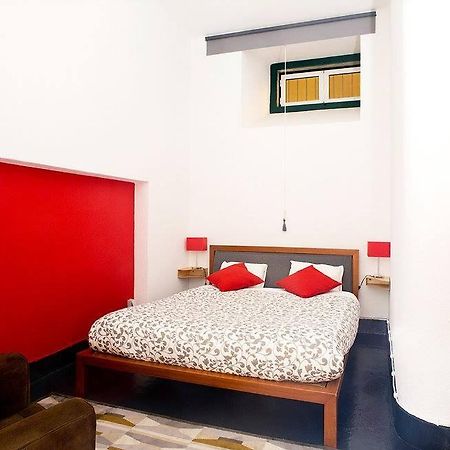 Renewed Apartment In Alfama Lissabon Buitenkant foto